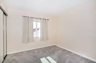 767 Rivertree Dr, Oceanside, CA 92058 - Photo 19