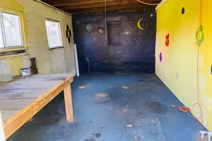 121 E Warner St, Ventura, CA 93001 - Photo 21