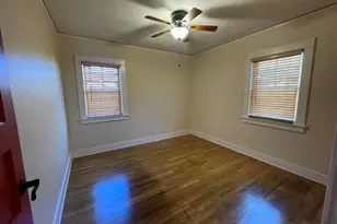 121 E Warner St, Ventura, CA 93001 - Photo 13