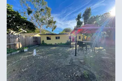 121 E Warner St, Ventura, CA 93001 - Photo 27