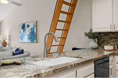 801 Kalpati Circle #B, Carlsbad, CA 92008 - Photo 9