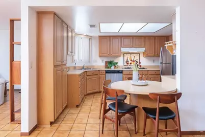 634 Via Santa Cruz, Vista, CA 92081 - Photo 9