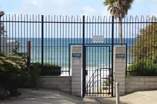 5380 Los Robles Dr, Carlsbad, CA 92008 - Photo 3