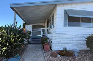 2130 Sunset Dr, Vista, CA 92081 - Photo 5