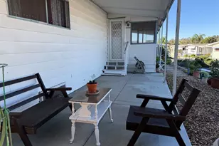 2130 Sunset Dr, Vista, CA 92081 - Photo 37