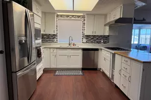 2130 Sunset Dr, Vista, CA 92081 - Photo 15