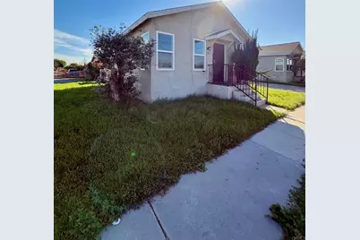 5202 Gifford Avenue, Maywood, CA 90270 - Photo 1