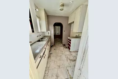 5202 Gifford Avenue, Maywood, CA 90270 - Photo 5