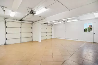 11000 Meadow Glen Way East, Escondido, CA 92026 - Photo 27