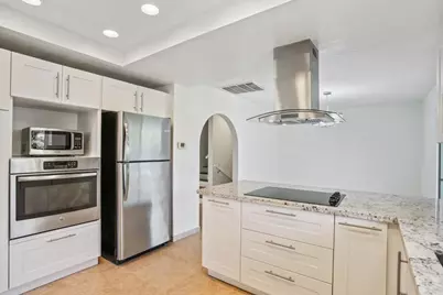 11000 Meadow Glen Way East, Escondido, CA 92026 - Photo 17