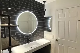 1355 N Sierra Bonita Ave, West Hollywood, CA 90046 - Photo 3