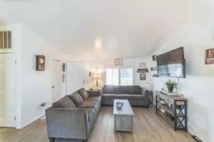 27250 Murrieta Road, Menifee, CA 92586 - Photo 13