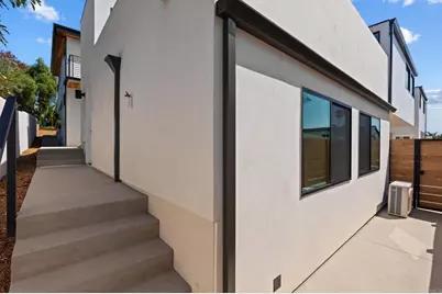 2052 Montgomery Avenue, Cardiff by the Sea, CA 92007 - Photo 37