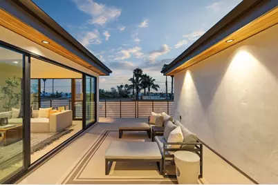 2052 Montgomery Avenue, Cardiff by the Sea, CA 92007 - Photo 7