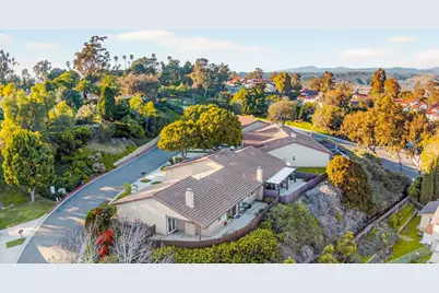 220 Vista Montana Way, Oceanside, CA 92054 - Photo 37