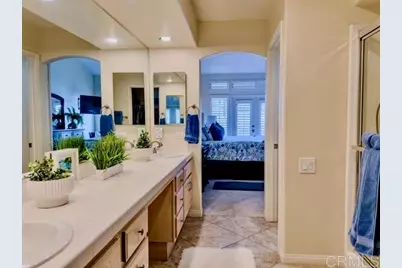 2335 Cartegena Way, Oceanside, CA 92056 - Photo 11