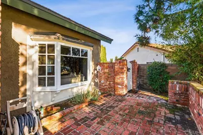 910 S Amherst Circle, Anaheim Hills, CA 92807 - Photo 5