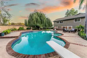 910 S Amherst Cir, Anaheim Hills, CA 92807 - Photo 47