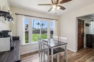 915 Crest View Dr, Vista, CA 92081 - Photo 9