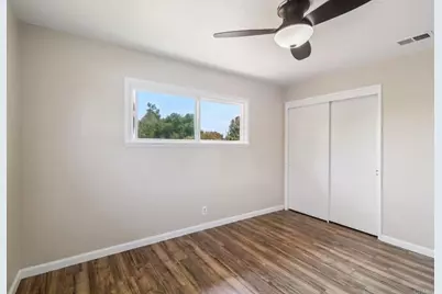 915 Crest View Dr, Vista, CA 92081 - Photo 21