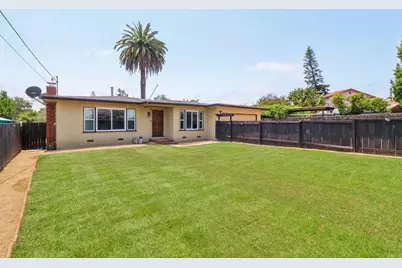 915 Crest View Dr, Vista, CA 92081 - Photo 1