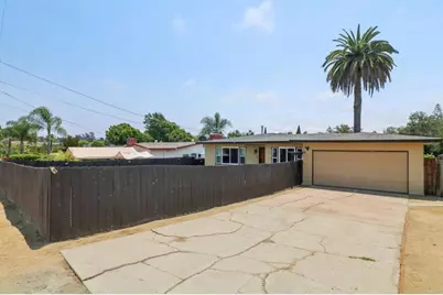 915 Crest View Dr, Vista, CA 92081 - Photo 3