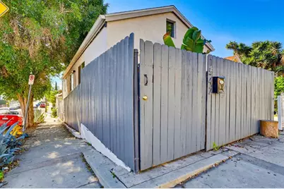 1542 W 17th Street, Los Angeles, CA 90006 - Photo 37