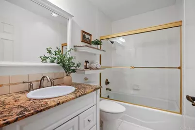 7139 Linden, Carlsbad, CA 92011 - Photo 35