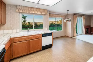 1619 N Willowspring Dr, Encinitas, CA 92024 - Photo 13