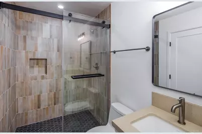 250 258 Hillcrest Drive, Encinitas, CA 92024 - Photo 27