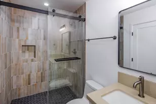 250 258 Hillcrest Dr, Encinitas, CA 92024 - Photo 27