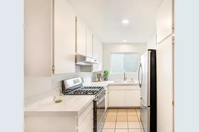 663 Charles Drive, Oceanside, CA 92057 - Photo 5