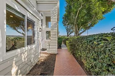 7426 Lantana, Carlsbad, CA 92011 - Photo 9