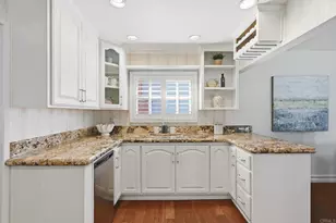 17821 Quintana Ln, Huntington Beach, CA 92647 - Photo 19