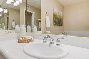 17821 Quintana Ln, Huntington Beach, CA 92647 - Photo 33