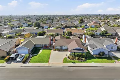 17821 Quintana Lane, Huntington Beach, CA 92647 - Photo 53