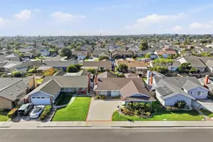 17821 Quintana Ln, Huntington Beach, CA 92647 - Photo 53