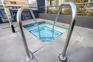 425 W Beech St, San Diego, CA 92101 - Photo 17