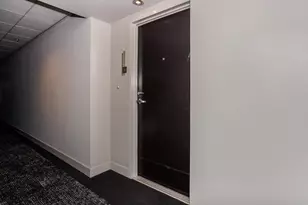 425 W Beech St, San Diego, CA 92101 - Photo 21