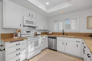 934 San Lorenzo Ct, Solana Beach, CA 92075 - Photo 19