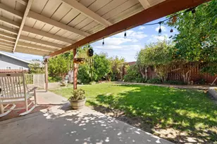 25840 San Felipe Dr, Hemet, CA 92544 - Photo 9