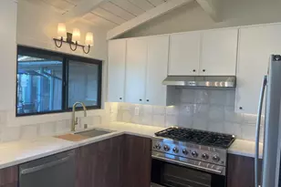 2415 Burgos Ct, Carlsbad, CA 92009 - Photo 9