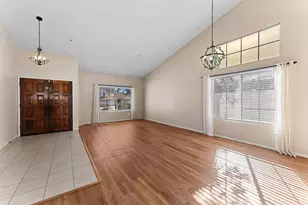 39785 Spinning Wheel Dr, Murrieta, CA 92562 - Photo 11