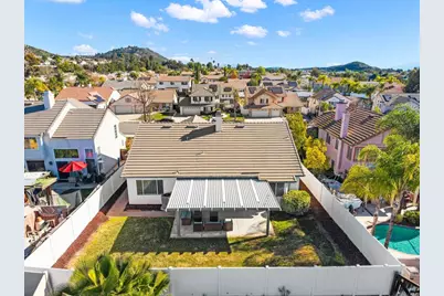 39785 Spinning Wheel Drive, Murrieta, CA 92562 - Photo 35