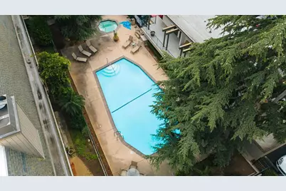 2537 Navarra Drive #9-B, Carlsbad, CA 92009 - Photo 23