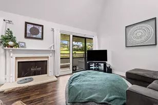 2537 Navarra Dr, Carlsbad, CA 92009 - Photo 5