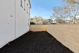 4163 Lake Cir Dr, Fallbrook, CA 92028 - Photo 13