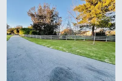 387 Nevada Avenue, Ventura, CA 93004 - Photo 19