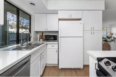 3911 Camino Lindo, San Diego, CA 92122 - Photo 9