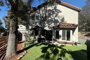 2277 Dunstan St, Oceanside, CA 92054 - Photo 27